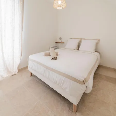 Lejlighed Immeuble 4 Apps Nimois Clim, Terrasse, Lumineux Maisoncarreeconciergerie